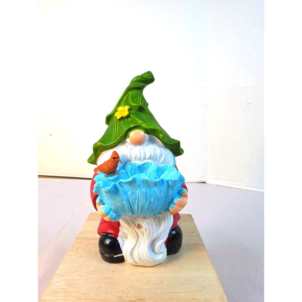 Garden Gnome Decoration With Cardinal 5" Birdbath Burgundy Geen Blue